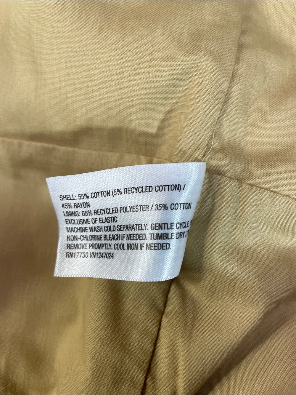 a new day Tan Ruffle Strap V‑Neck Crop Top Smocked Size M | NWT - Picture 5 of 5